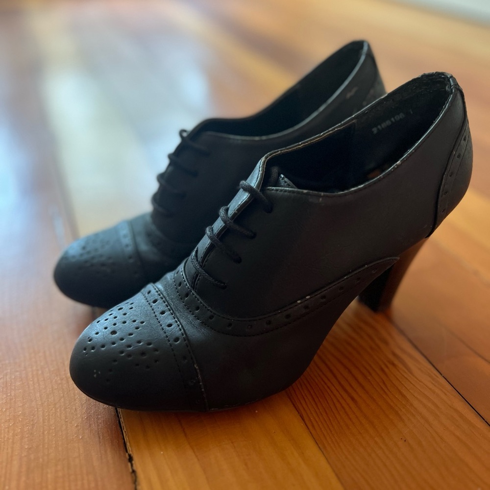 Lace up heeled witch boot - Picture 1 of 10
